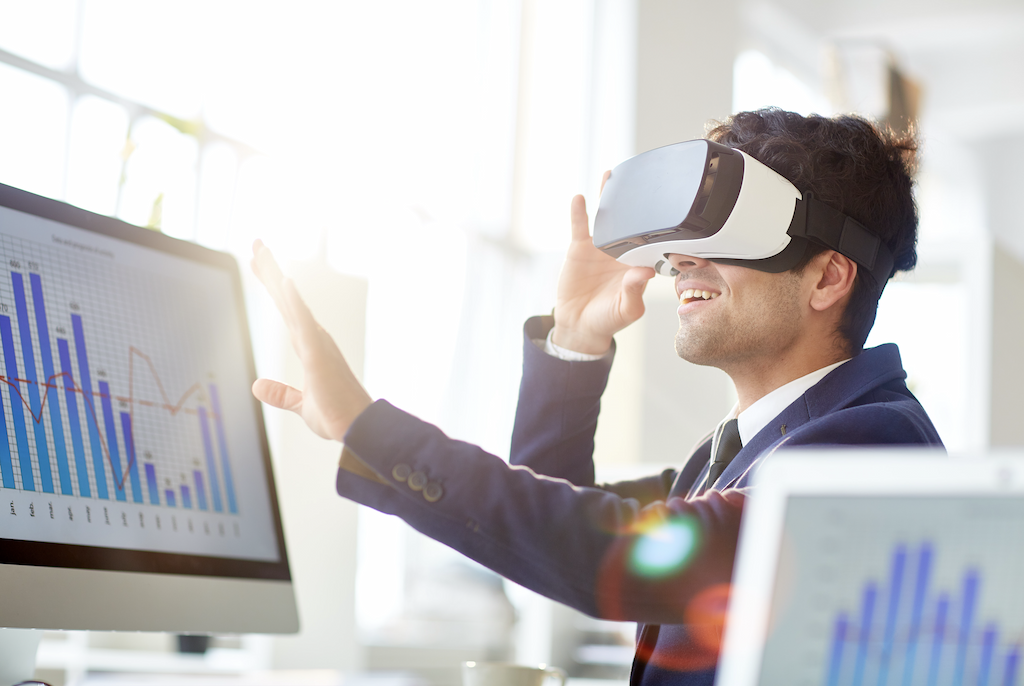 Augmented Reality (AR) and Virtual Reality (VR) in e-commerce